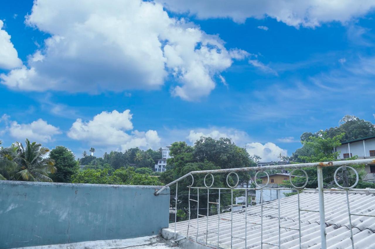 Apartamento Sakura Hill Kandy Exterior foto